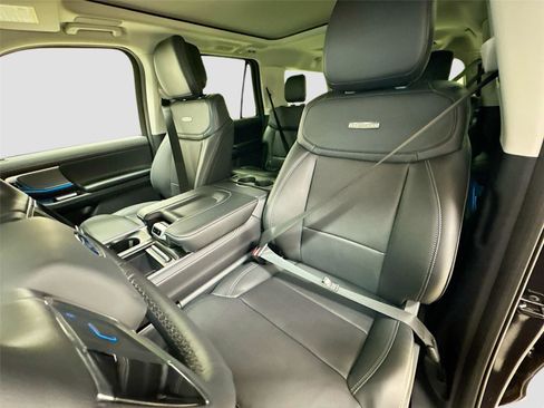 New 2026 Ford Expedition Max Platinum w/ Driver's Package image 21