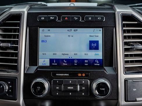 Used 2021 Ford F250 Platinum w/ FX4 Off-Road Package image 25