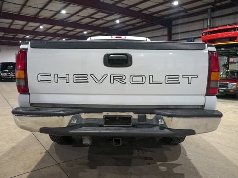 Used 2000 Chevrolet Silverado 1500 4x4 Regular Cab w/ Exterior Appearance Pkg image 7