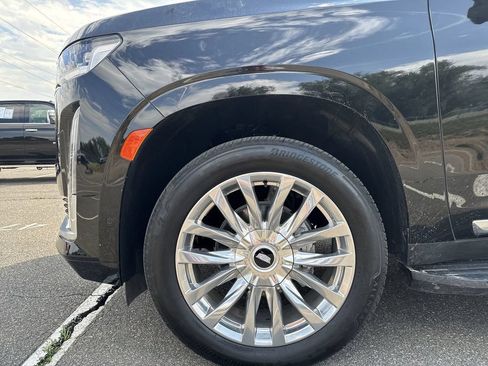 Certified 2024 Cadillac Escalade Premium Luxury AWD/4WD image 39