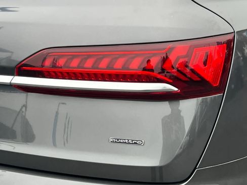 Used 2023 Audi Q7 Premium Plus w/ Premium Plus Package image 29