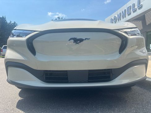 New 2026 Ford Mustang Mach-E Premium AWD/4WD image 9