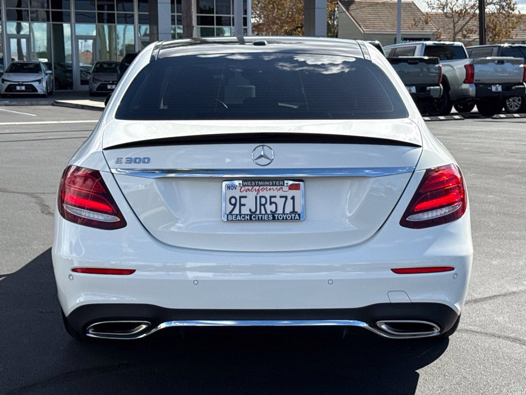 Used 2018 Mercedes-Benz E 300 image 10