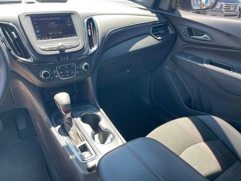 Certified 2023 Chevrolet Equinox RS FWD image 19