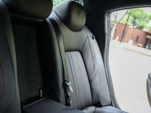 Used 2017 Maserati Ghibli S Q4 AWD/4WD image 45
