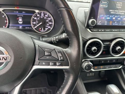 Used 2022 Nissan Sentra SV image 18