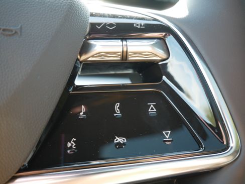 New 2026 Cadillac Lyriq Luxury image 26