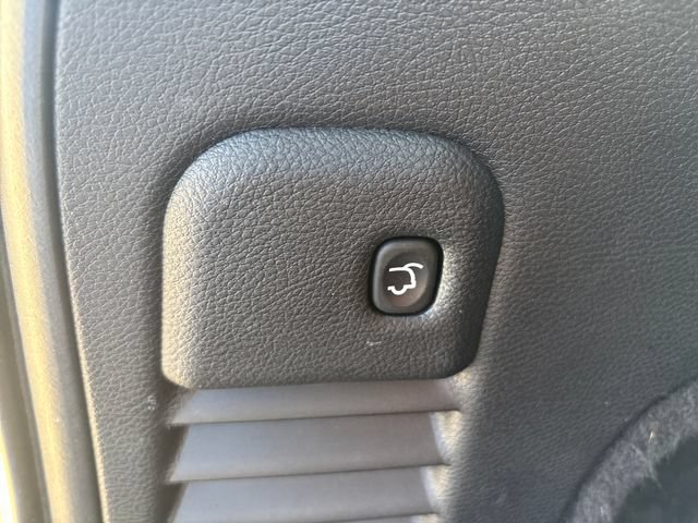 Used 2020 Jeep Grand Cherokee Altitude AWD/4WD image 22