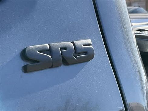Used 2022 Toyota Tacoma SR5 image 11