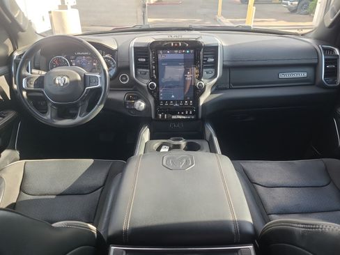Used 2023 RAM 1500 Laramie AWD/4WD image 13