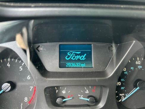 Used 2019 Ford Transit 250 148 Medium Roof RWD image 18