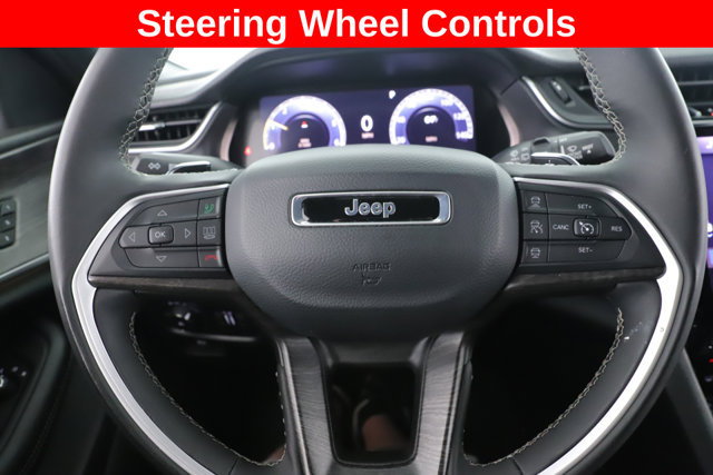 Used 2025 Jeep Grand Cherokee L Limited AWD/4WD image 22