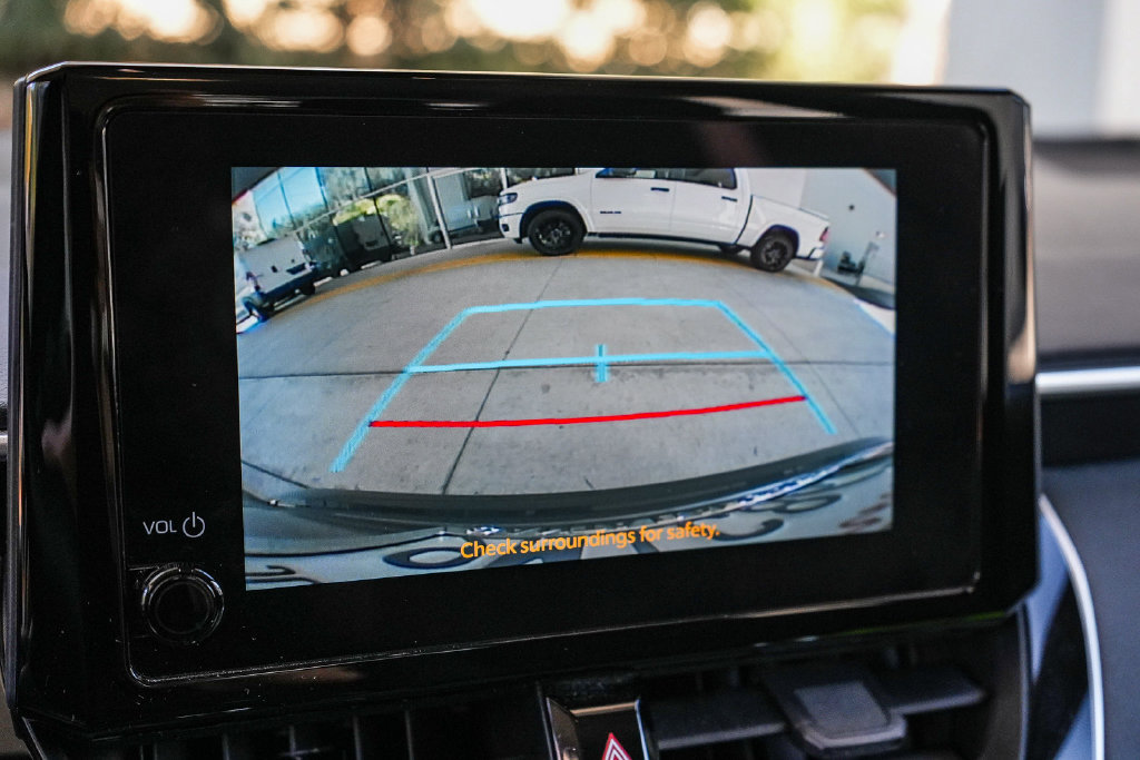 Used 2024 Toyota Corolla LE FWD image 21