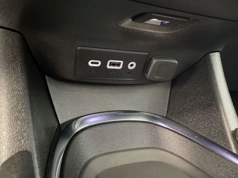 Used 2024 Chevrolet Malibu LT image 25