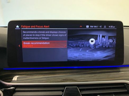 Used 2022 BMW 530i xDrive w/ Premium Package image 36