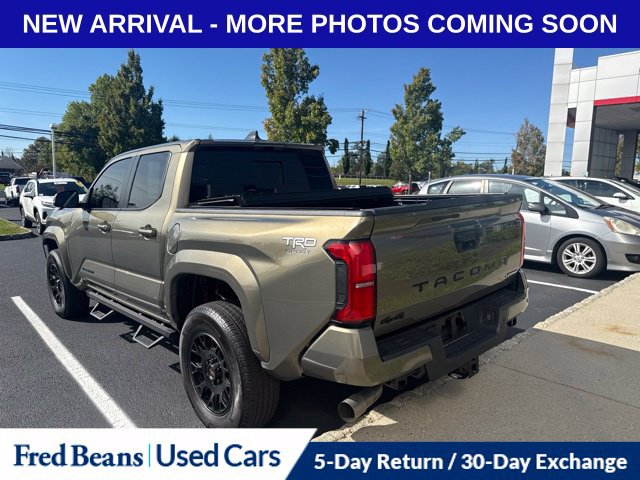 Used 2025 Toyota Tacoma TRD Sport w/ TRD Sport Upgrade Package AWD/4WD image 6