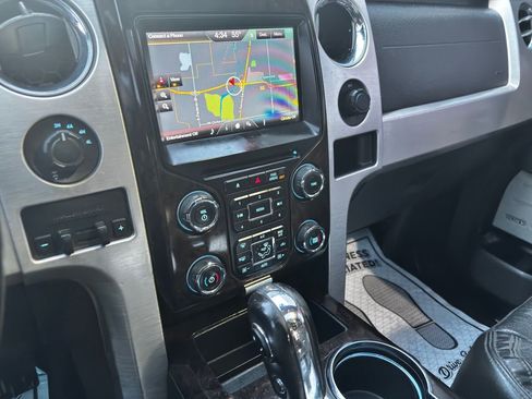 Used 2014 Ford F150 Platinum image 30
