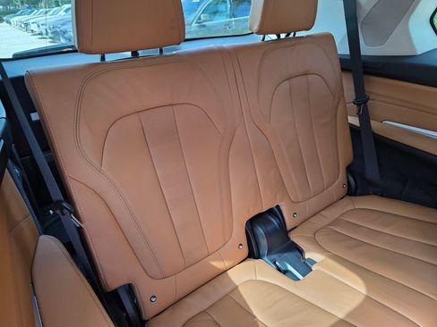 Certified 2022 BMW X7 xDrive40i w/ Premium Package AWD/4WD image 28