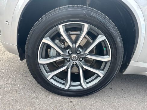 Used 2018 Volvo XC90 T6 Momentum w/ Convenience Package AWD/4WD image 31