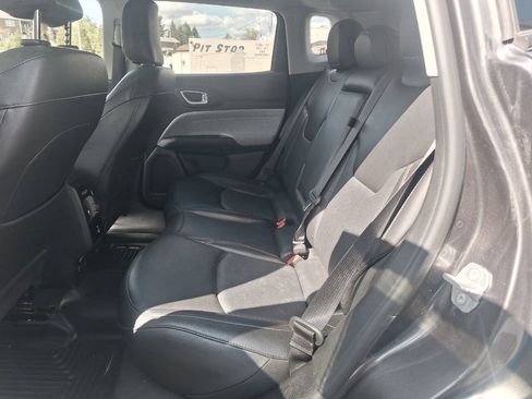 Used 2022 Jeep Compass Latitude AWD/4WD image 18