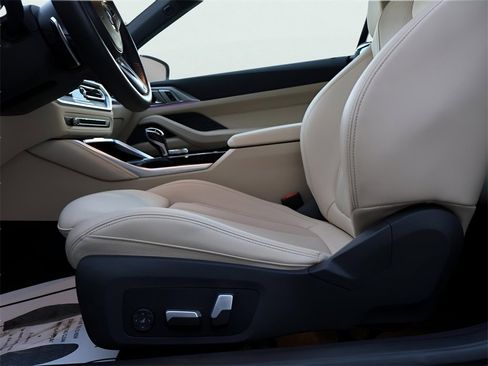 Used 2023 BMW 440i xDrive Convertible w/ Premium Package image 42