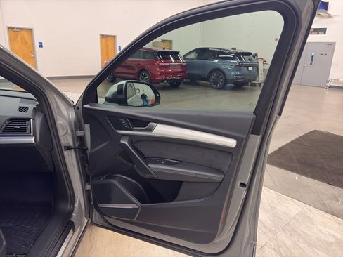 Used 2021 Audi SQ5 Prestige image 20