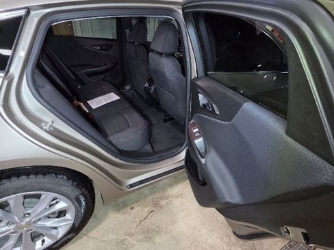 Used 2023 Chevrolet Malibu LT image 17