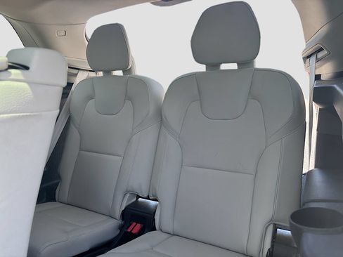 Used 2023 Volvo XC90 B6 Plus w/ Protection Package Premier AWD/4WD image 14