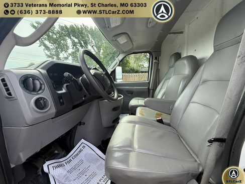 Used 2011 Ford E-450 and Econoline 450 Super Duty RWD image 9