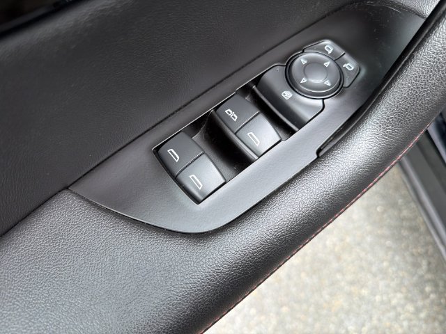 Used 2024 Chevrolet Blazer RS AWD/4WD image 24
