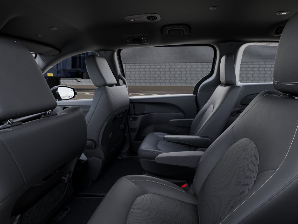 New 2027 Chrysler Pacifica Select FWD image 23