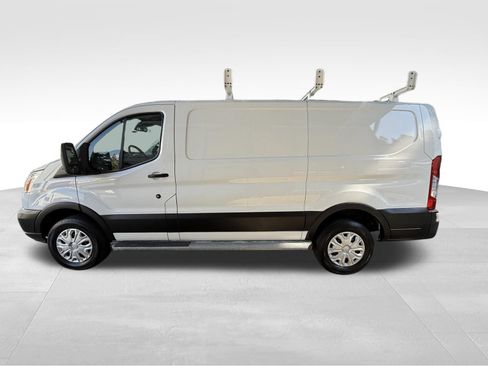 Used 2019 Ford Transit 250 130 Low Roof w/ Exterior Upgrade Package RWD image 10