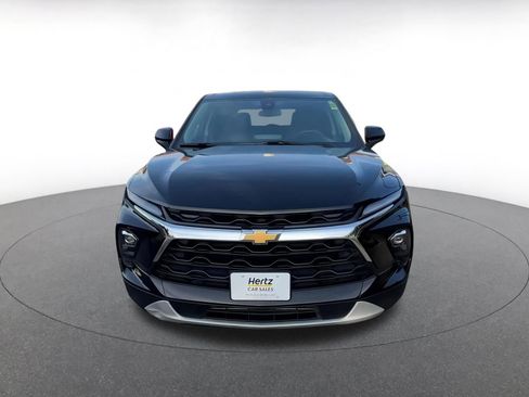 Used 2025 Chevrolet Blazer LT image 4