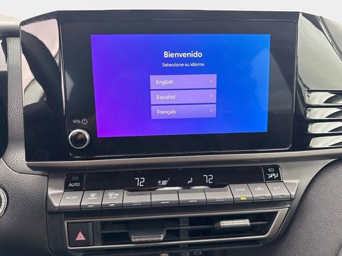 Used 2025 Toyota Camry LE image 19