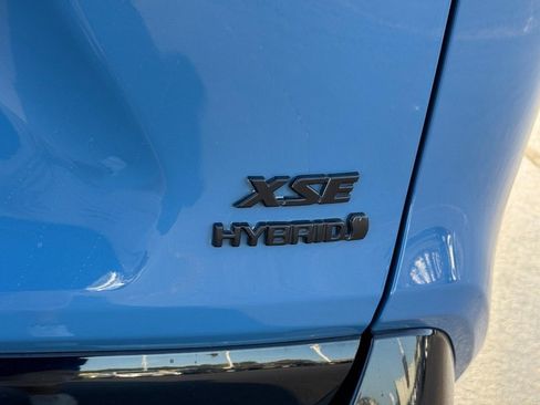 Used 2024 Toyota RAV4 XSE w/ Advanced Technology Package AWD/4WD image 5
