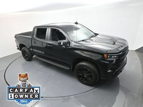 Used 2023 Chevrolet Silverado 1500 LT Trail Boss w/ LT Trail Boss Premium Package AWD/4WD image 39