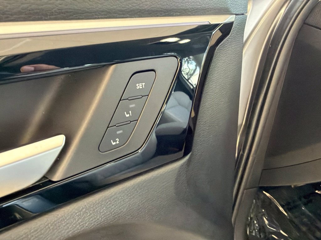 Used 2022 Mitsubishi Outlander SEL AWD/4WD image 44