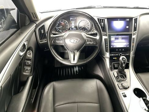 Used 2020 INFINITI Q50 Luxe AWD/4WD image 3