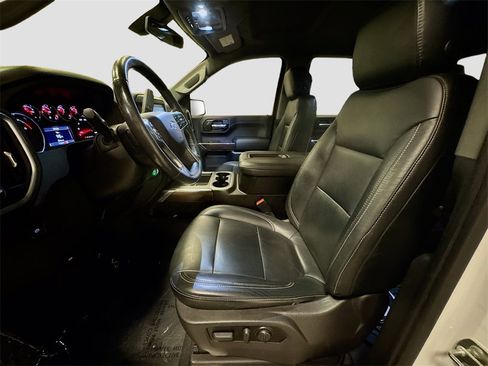 Used 2021 Chevrolet Silverado 1500 LT Trail Boss w/ Bed Protection Package image 24