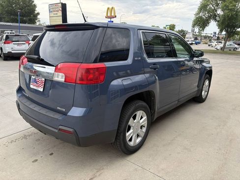 Used 2011 GMC Terrain SLE AWD/4WD image 6