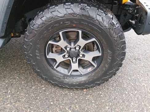 Used 2019 Jeep Wrangler Unlimited Rubicon image 10