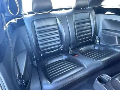 Used 2012 Volkswagen Beetle 2.0T image 20