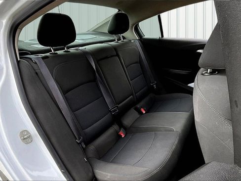 Used 2016 Chevrolet Cruze LT image 23