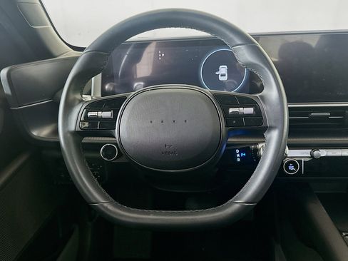 Used 2024 Hyundai Ioniq 6 SE RWD image 18