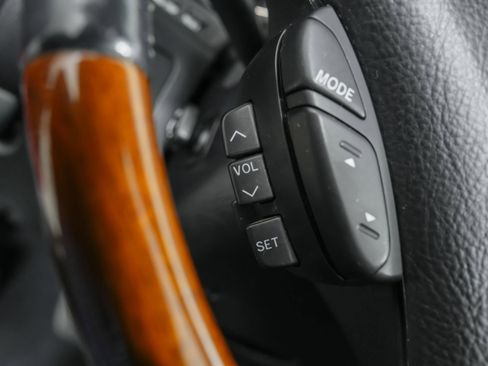 Used 2006 Lexus SC 430 Convertible image 40