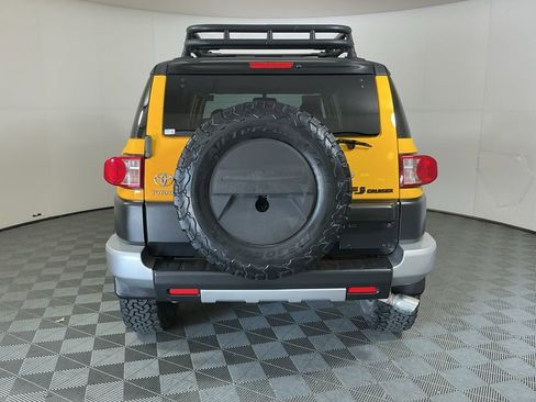 Used 2010 Toyota FJ Cruiser 4WD image 6