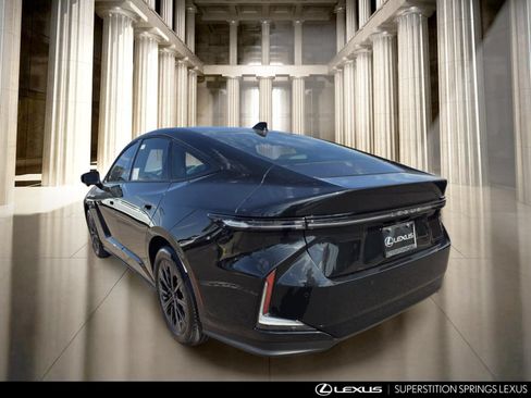 New 2026 Lexus ES 350e FWD image 6