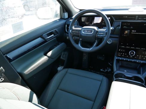 New 2026 GMC Terrain AT4 w/ Convenience Package III image 12