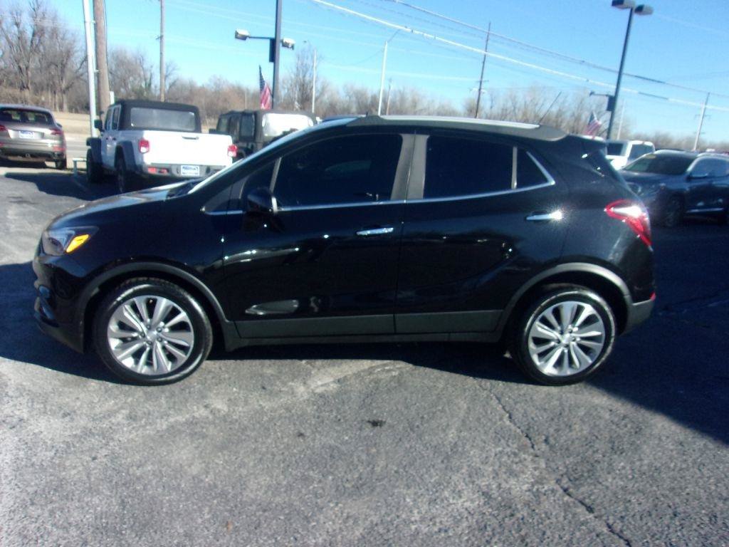 Used 2020 Buick Encore Preferred w/ Safety Package FWD image 2