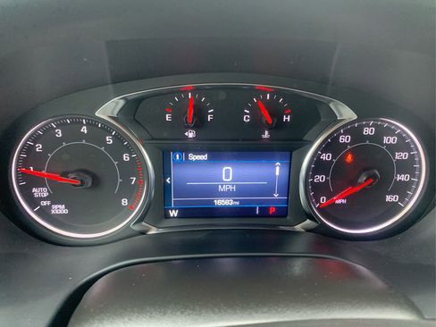 Used 2023 GMC Acadia SLE w/ Driver Convenience Package image 21